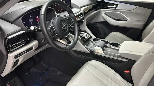 Used 2022 Acura MDX SH-AWD w/ Technology Package image 27