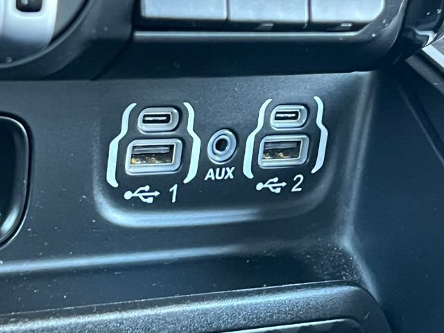 Used 2023 RAM 1500 Big Horn AWD/4WD image 32