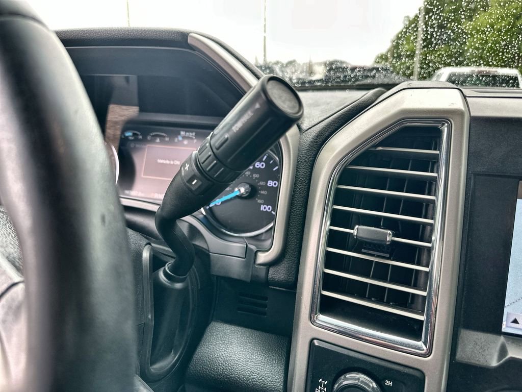 Used 2017 Ford F250 Lariat w/ Lariat Value Package image 16