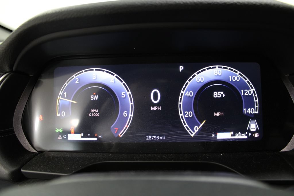 Used 2024 Jeep Grand Cherokee L Altitude AWD/4WD image 23