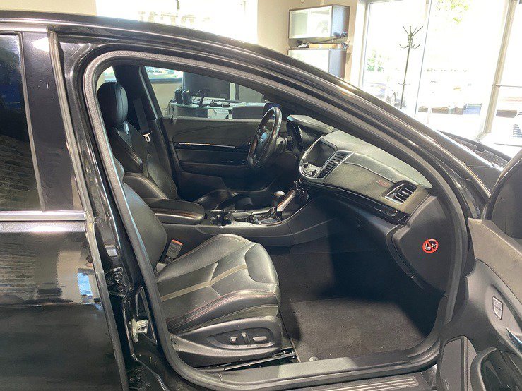 Used 2015 Chevrolet SS image 20