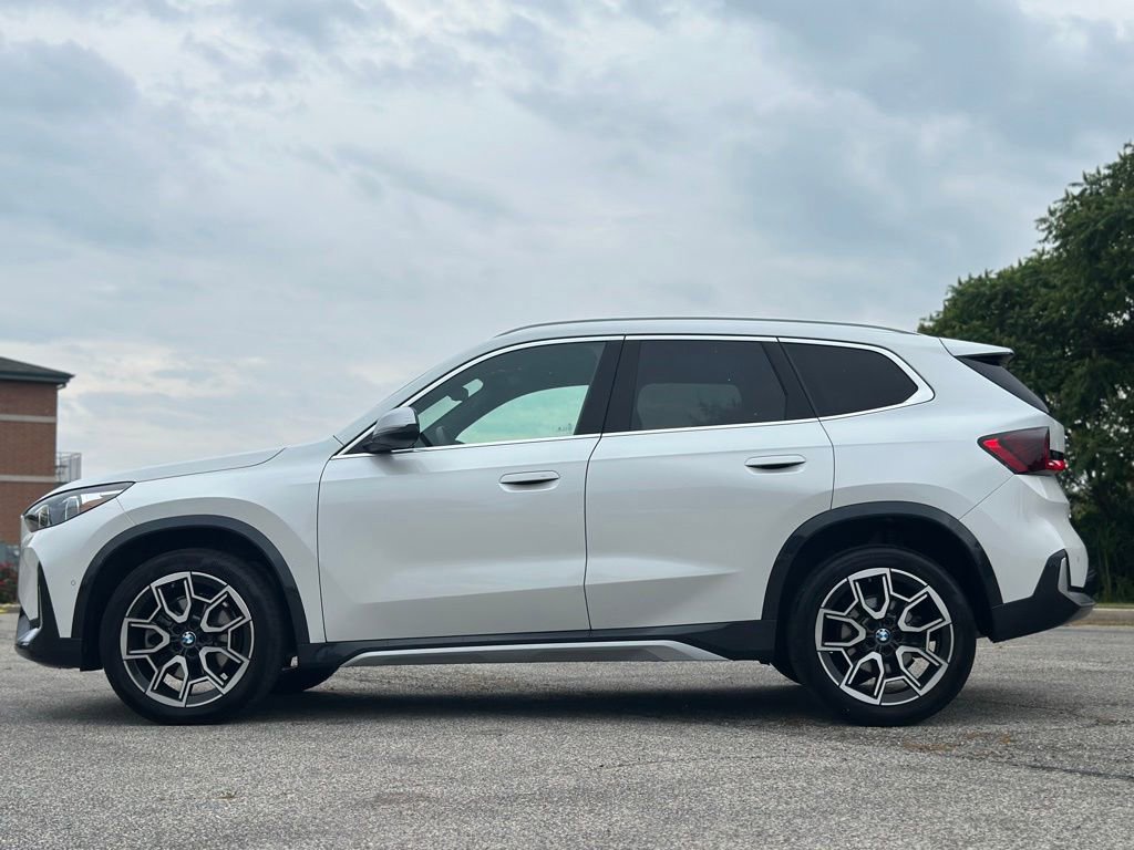 Certified 2023 BMW X1 xDrive28i w/ Premium Package AWD/4WD image 4
