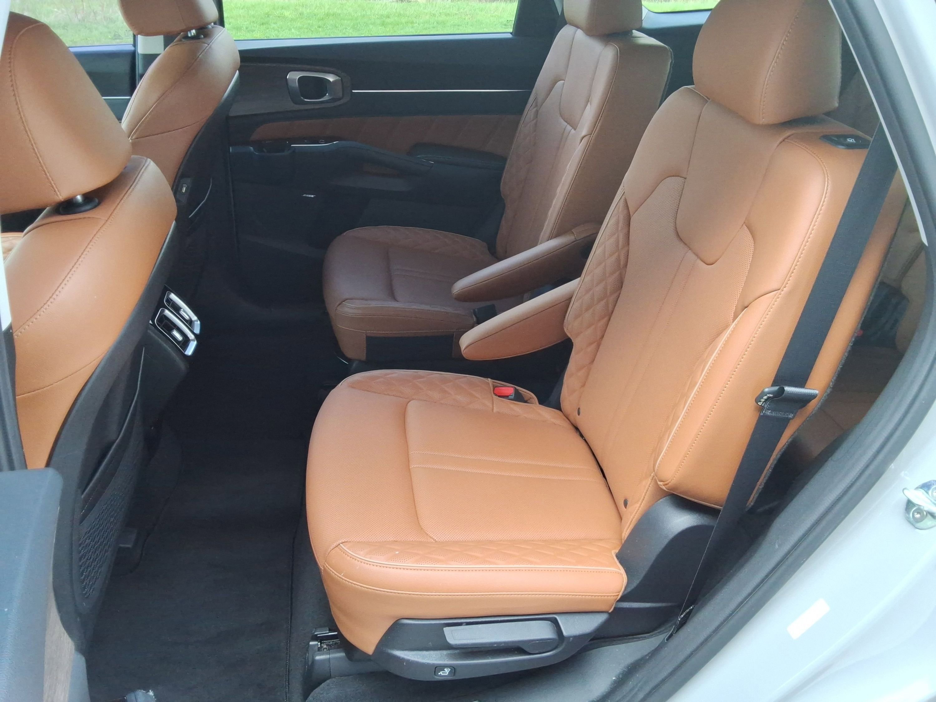 Used 2022 Kia Sorento SX Prestige w/ Rust Color Package image 29