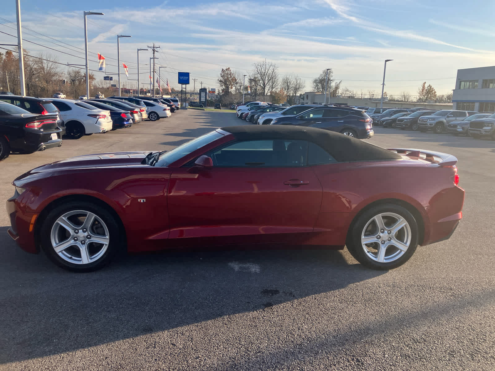 Used 2023 Chevrolet Camaro LT image 4