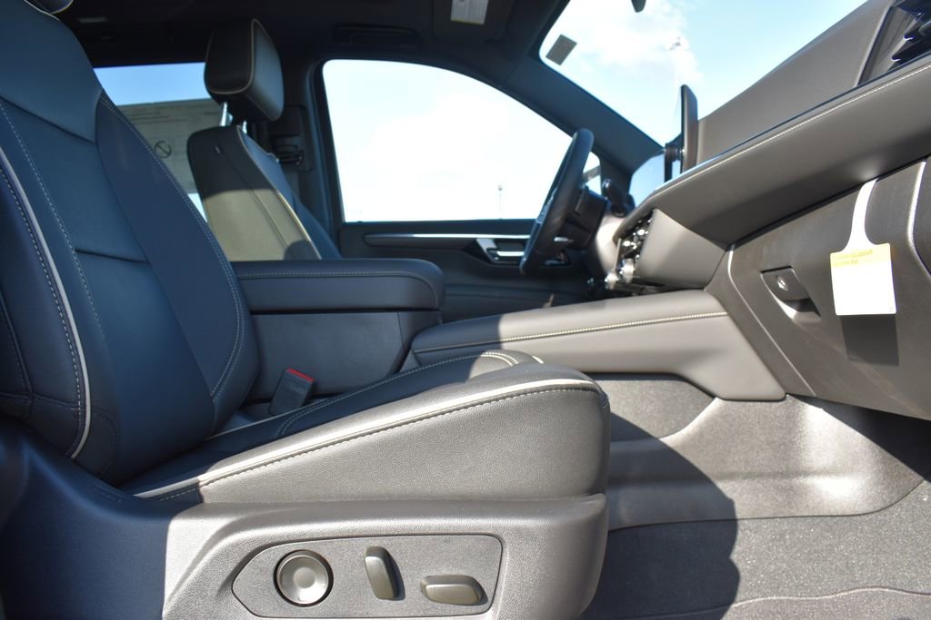 New 2026 Chevrolet Tahoe Premier w/ Sun And Tow Package image 11