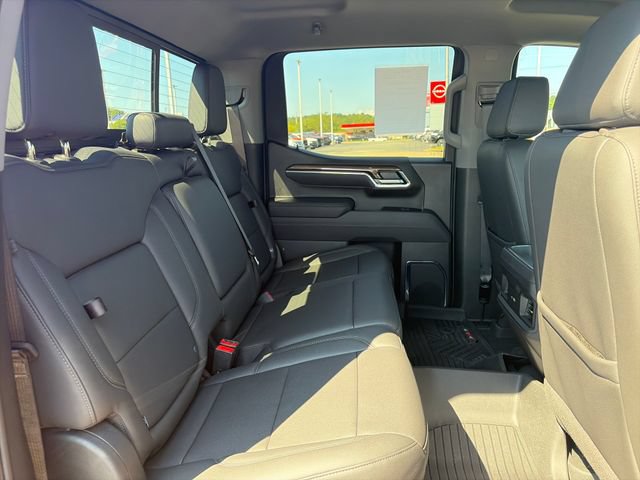 Used 2025 Chevrolet Silverado 1500 LT Trail Boss w/ LT Trail Boss Premium Package AWD/4WD image 13
