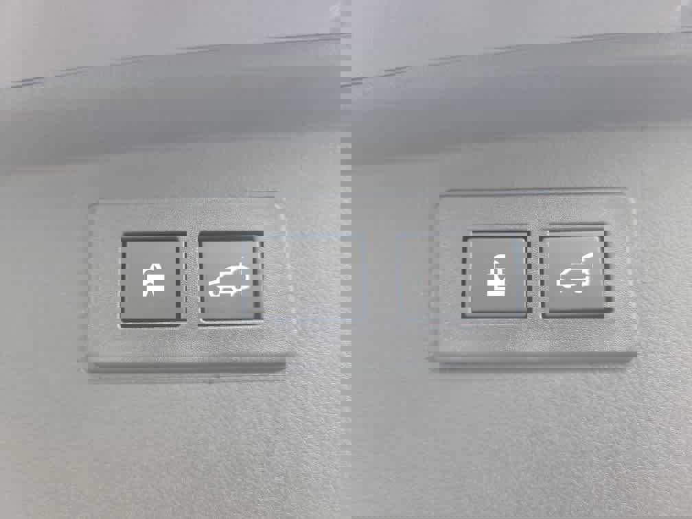 Certified 2025 Subaru Outback Limited w/ Popular Package #2 image 38