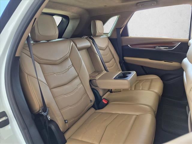 Used 2018 Cadillac XT5 Platinum w/ Driver Assist Package AWD/4WD image 17