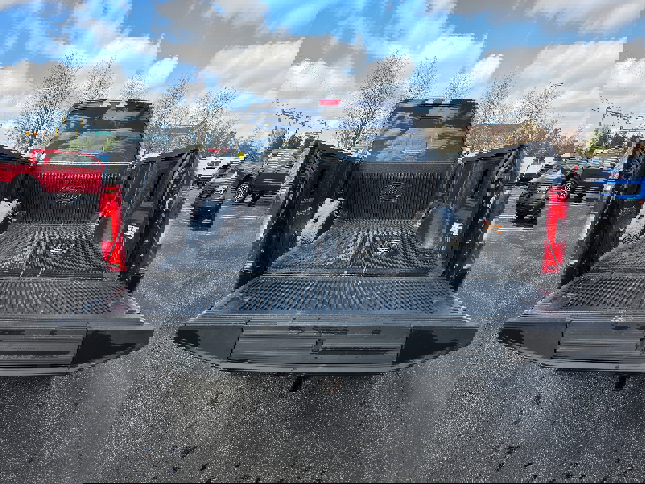 Used 2018 Ford F150 XLT w/ Equipment Group 301A Mid image 7