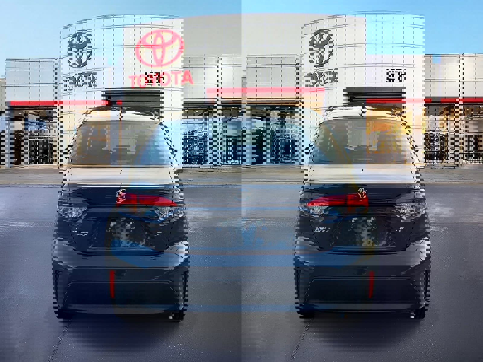 Used 2024 Toyota Corolla LE image 6