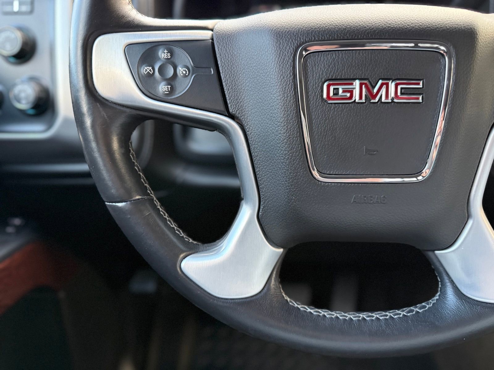 Used 2017 GMC Sierra 1500 SLE w/ SLE Value Package AWD/4WD image 25
