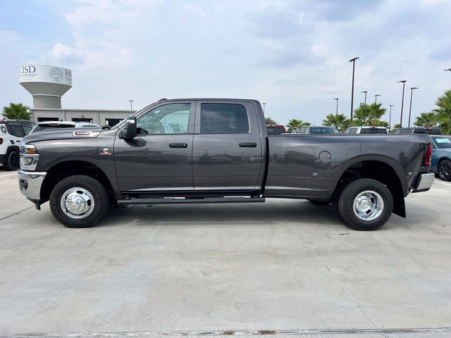 New 2027 RAM 3500 Tradesman AWD/4WD image 4