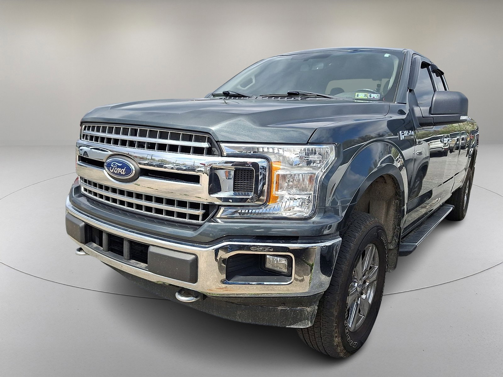Used 2018 Ford F150 XLT w/ Equipment Group 301A Mid image 5
