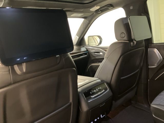 Used 2023 Cadillac Escalade Premium Luxury Platinum w/ LPO, Radiant Package image 23