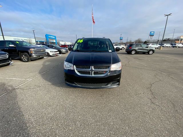 Used 2016 Dodge Grand Caravan SXT FWD image 21