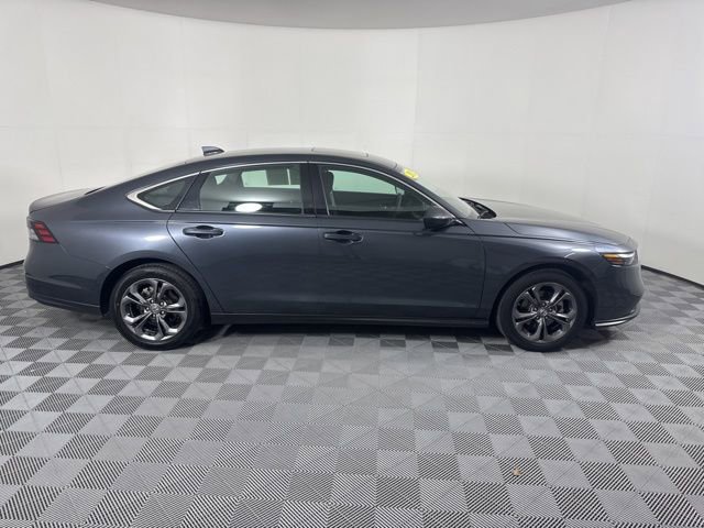 Used 2023 Honda Accord EX image 2