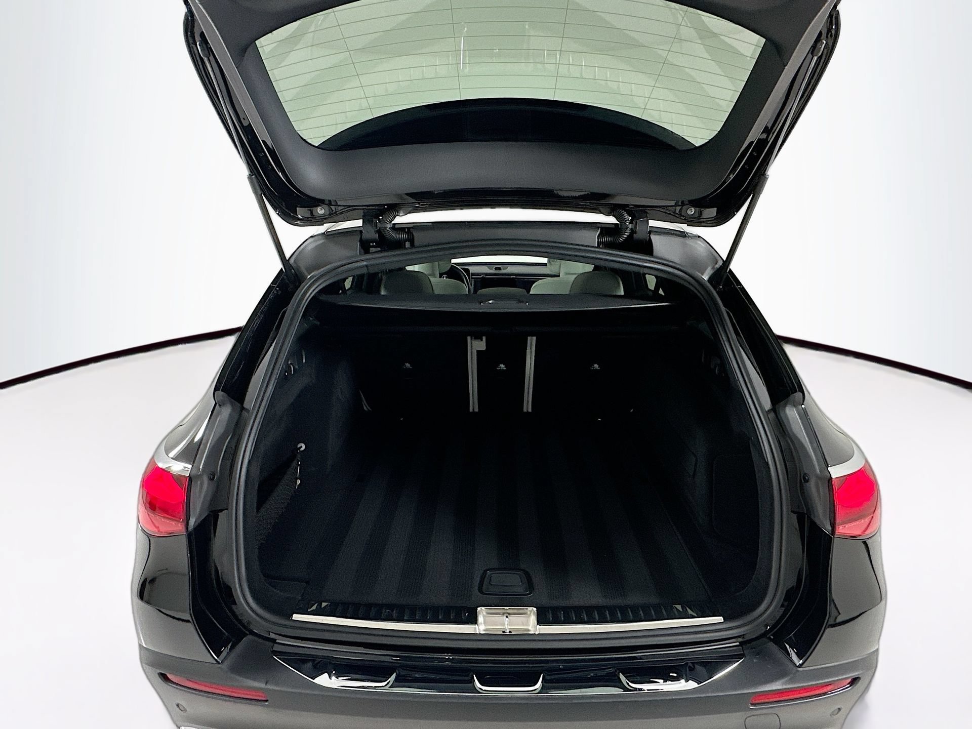 Certified 2024 Mercedes-Benz E 450 4MATIC All-Terrain Wagon image 30