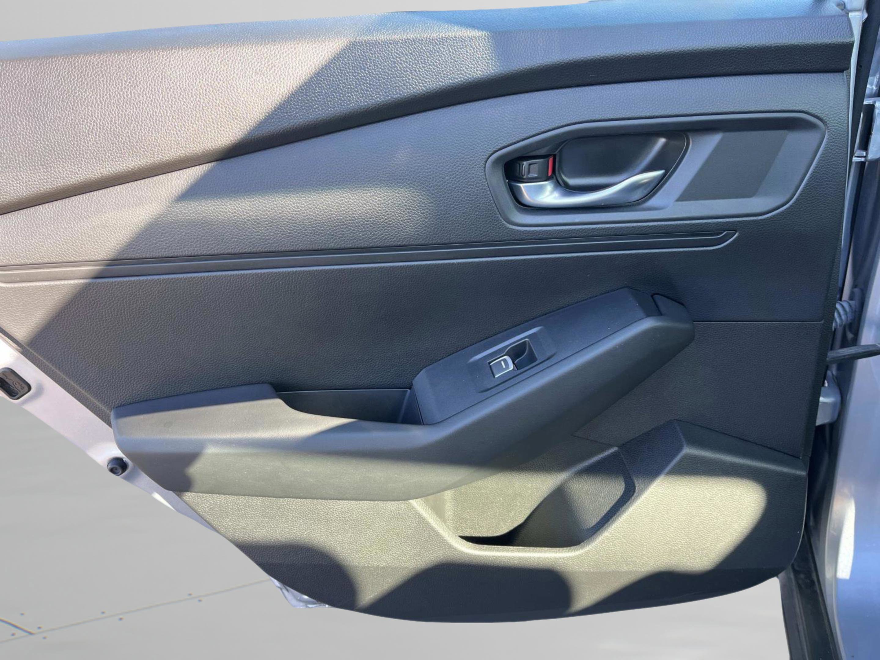 Used 2023 Honda Accord LX image 17