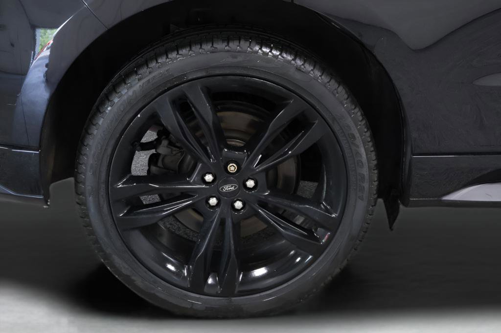 Used 2020 Ford Edge ST w/ Equipment Group 401A AWD/4WD image 9