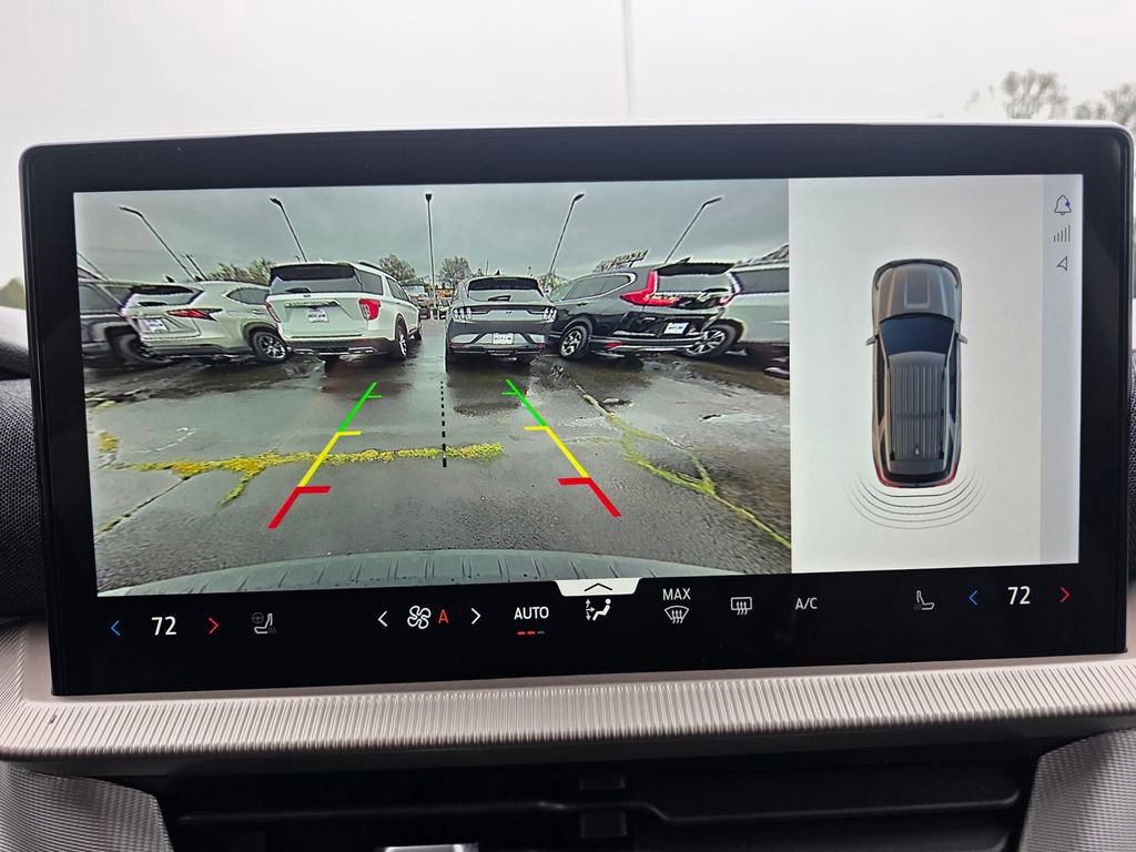 New 2026 Ford Explorer Active w/ Active Comfort Package image 13