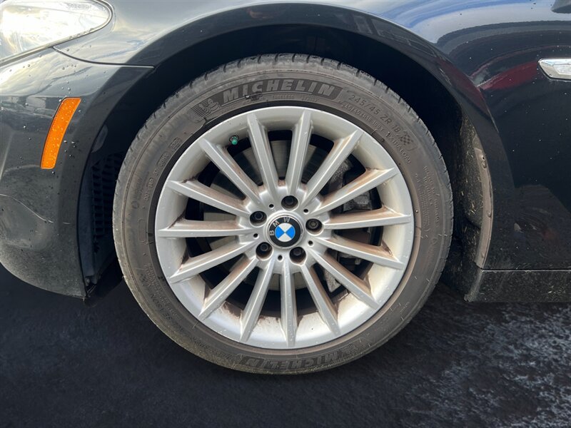 Used 2011 BMW 535i Sedan RWD image 14