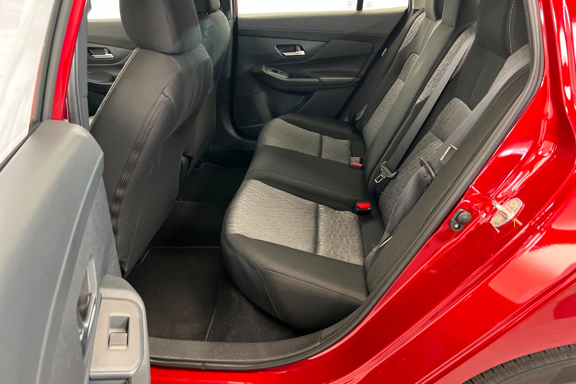 New 2026 Nissan Sentra SV w/ Floor Mat Package FWD image 22