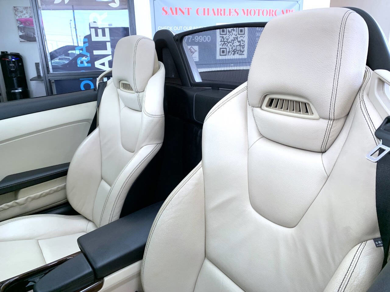 Used 2012 Mercedes-Benz SLK 350 image 10