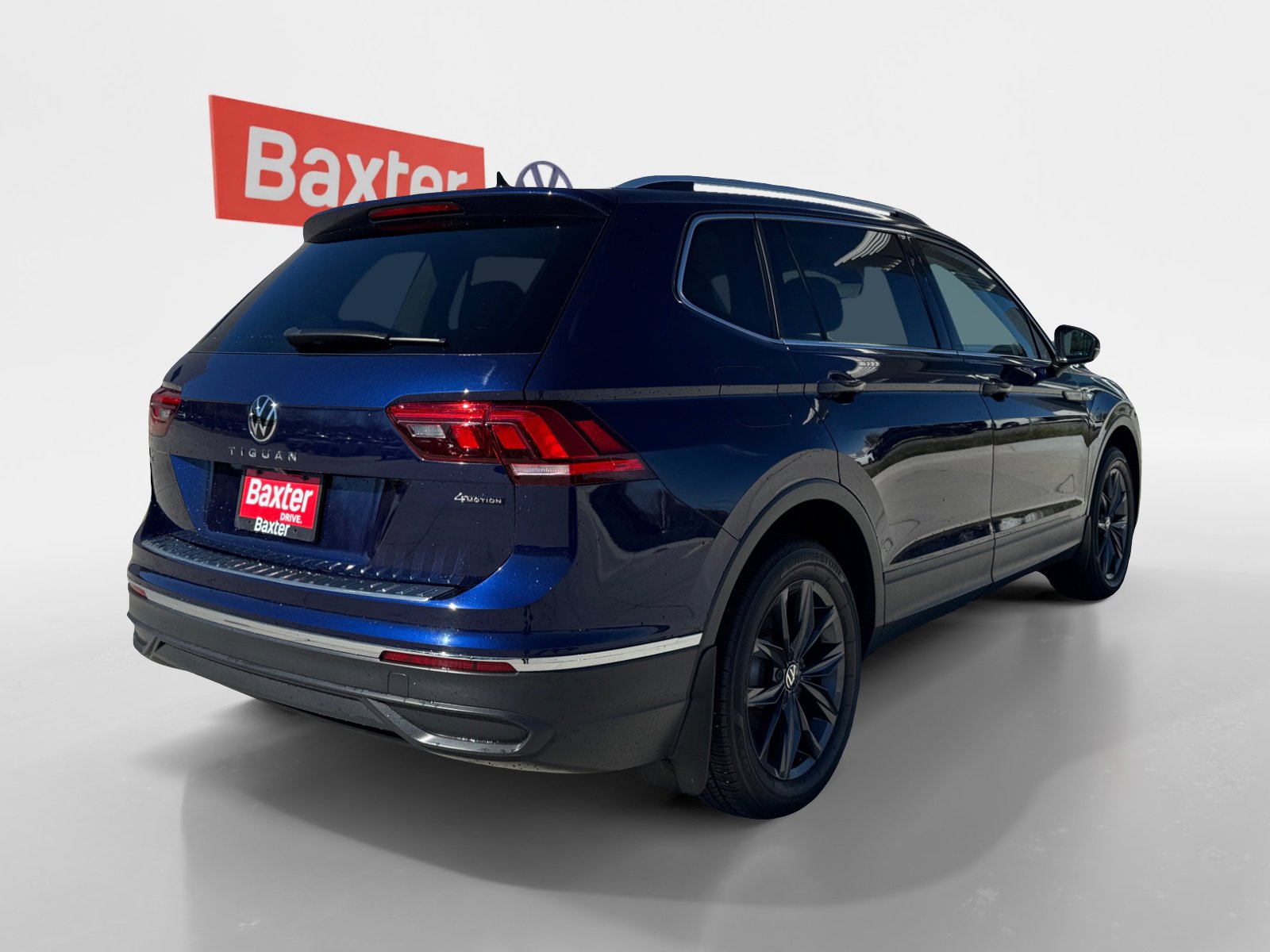 Certified 2022 Volkswagen Tiguan SE image 12