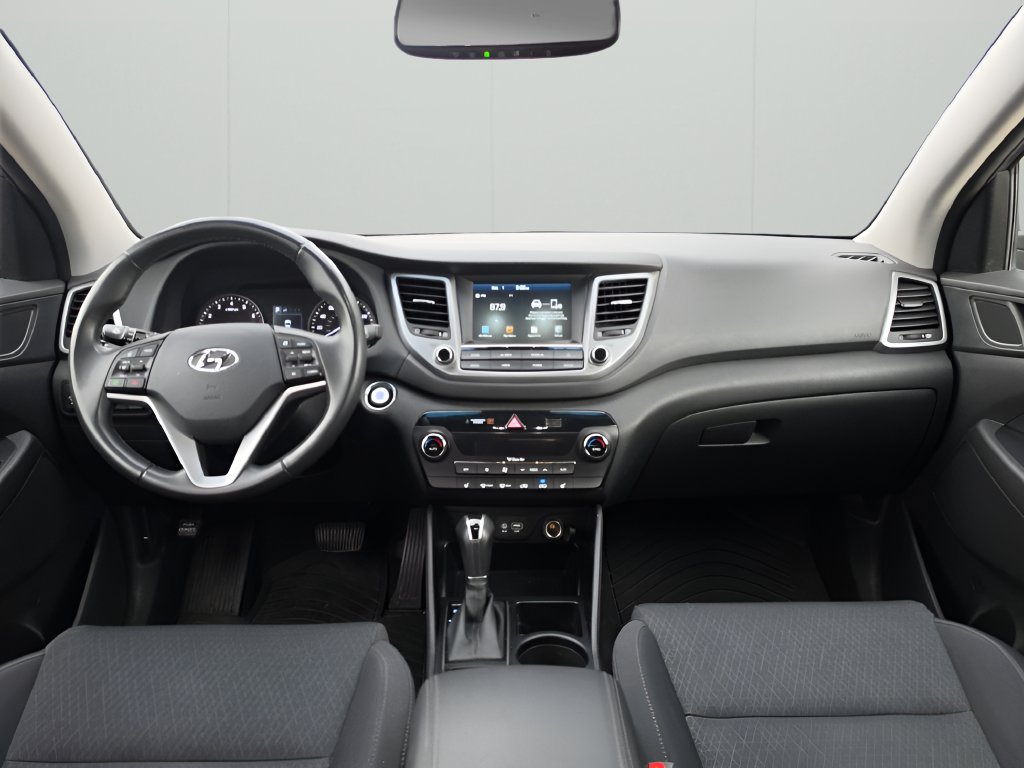 Used 2018 Hyundai Tucson Value w/ Cargo Package AWD/4WD image 12