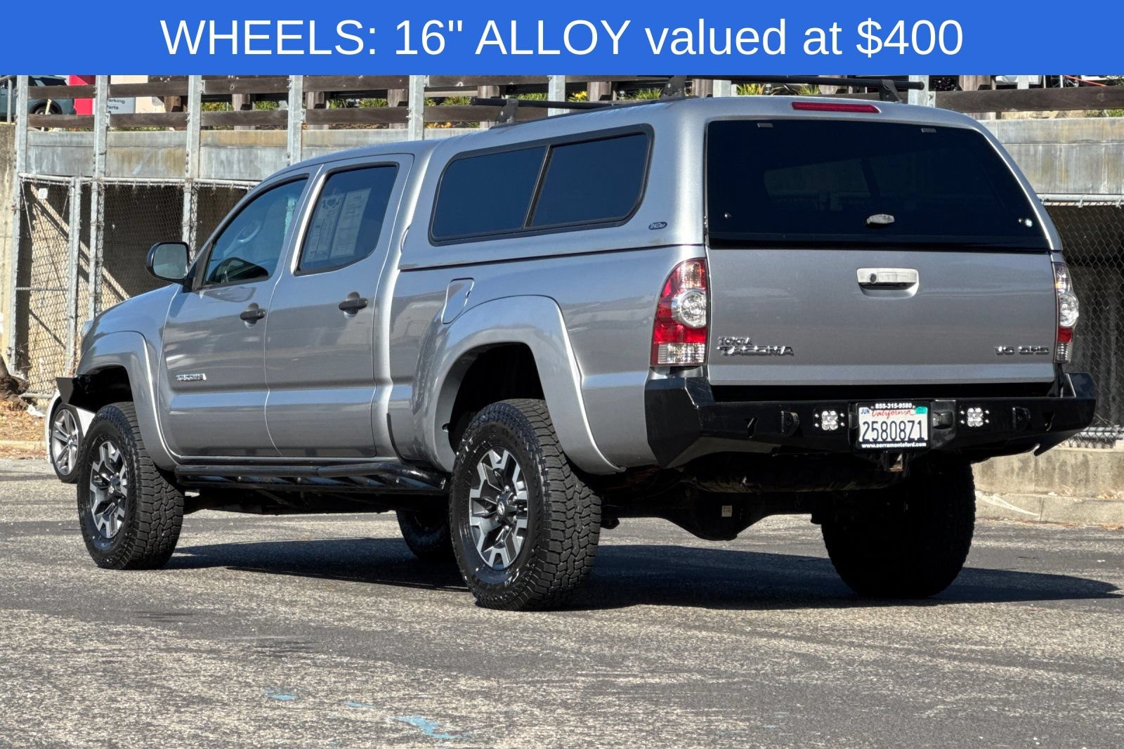 Used 2014 Toyota Tacoma 4x4 Double Cab w/ SR5 Package image 8