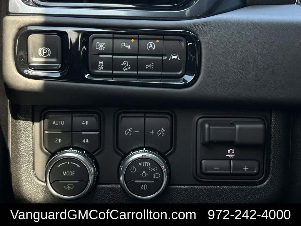 New 2026 GMC Yukon AT4 Ultimate w/ LPO, Floor Liner Package AWD/4WD image 19