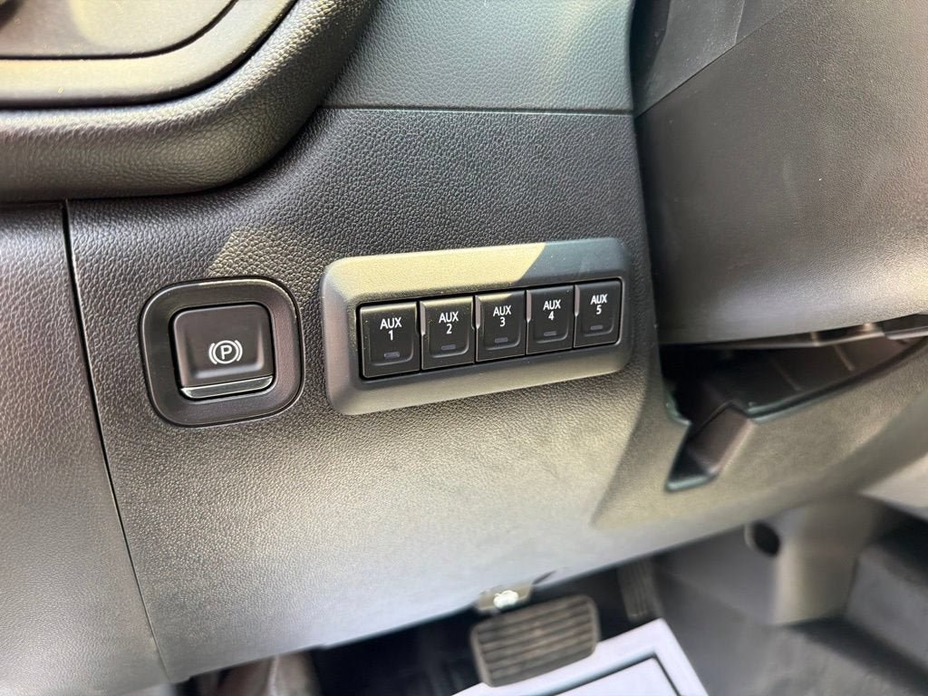 New 2026 Chevrolet Silverado 3500 W/T w/ WT Convenience Package AWD/4WD image 26