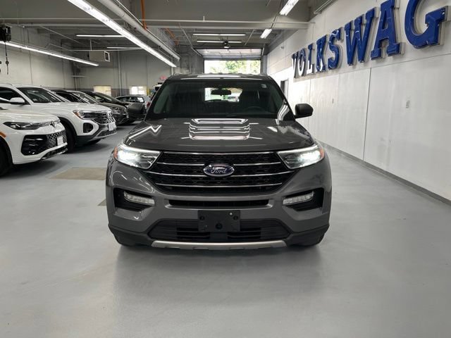 Used 2021 Ford Explorer XLT w/ Equipment Group 202A AWD/4WD image 6