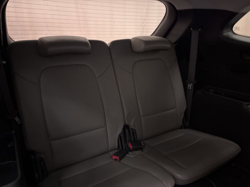 Used 2015 Hyundai Santa Fe Limited w/ Option Group 04 image 24