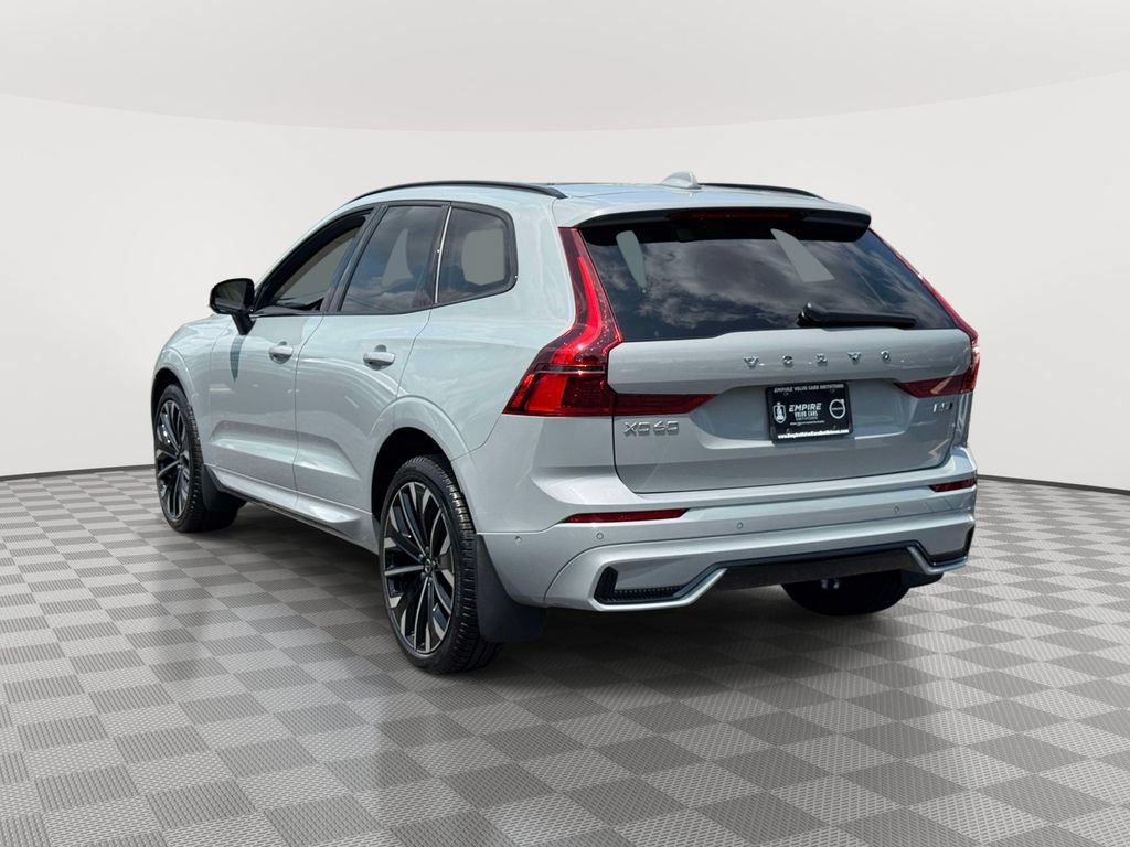 Certified 2026 Volvo XC60 B5 Ultra w/ Climate Package AWD/4WD image 5