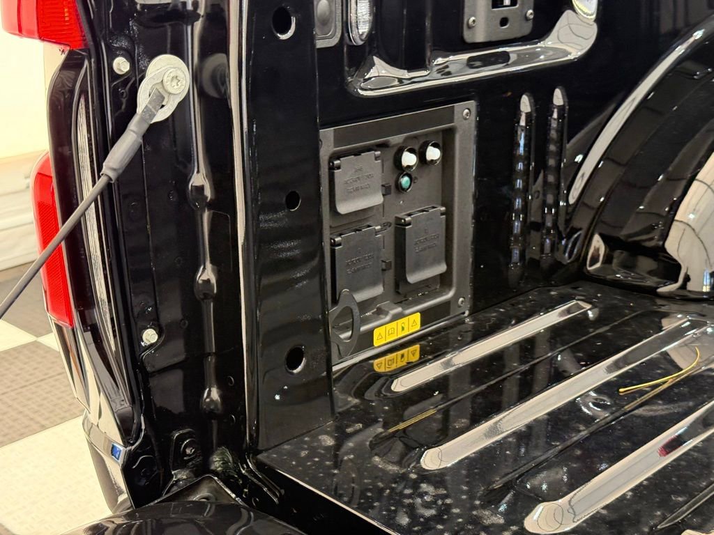 New 2025 Ford F150 Lightning Platinum image 5