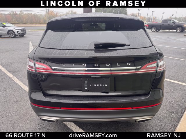 Certified 2023 Lincoln Nautilus Reserve AWD/4WD image 3