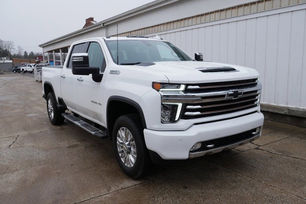 Used 2023 Chevrolet Silverado 2500 High Country w/ Technology Package image 2