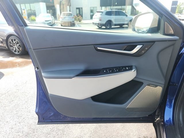 Used 2024 Kia EV6 Wind w/ Wind Technology Package AWD/4WD image 13