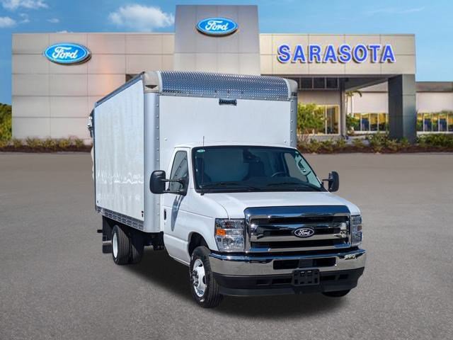 New 2026 Ford E-350 and Econoline 350 Super Duty w/ Power Equipment Group video 2