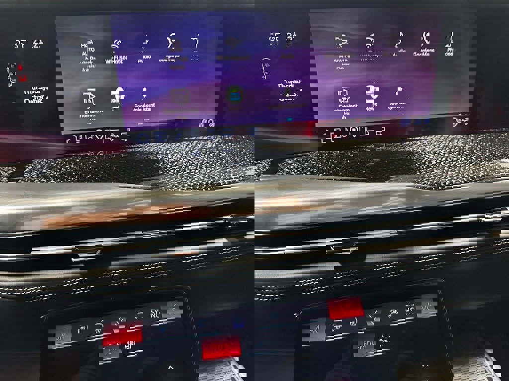 Used 2025 Cadillac Escalade V image 31