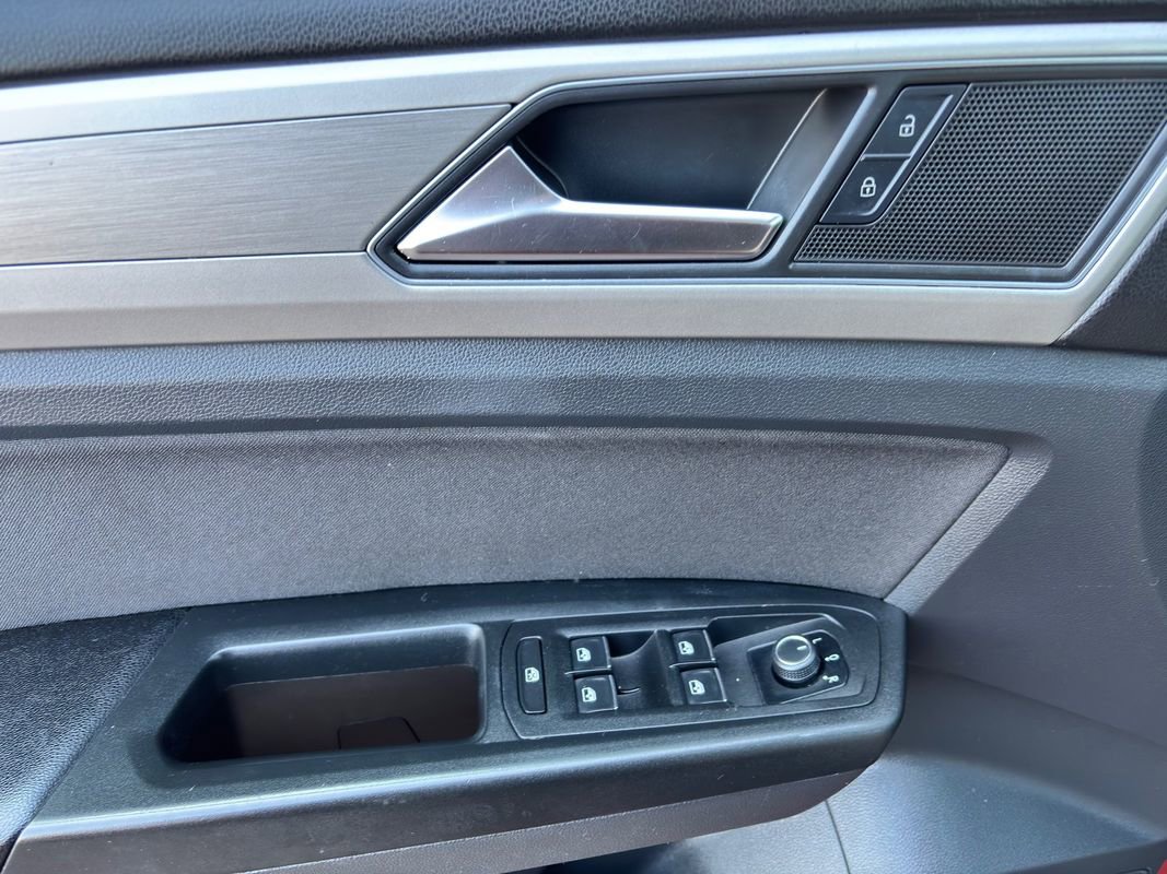 Used 2018 Volkswagen Atlas S AWD/4WD image 30