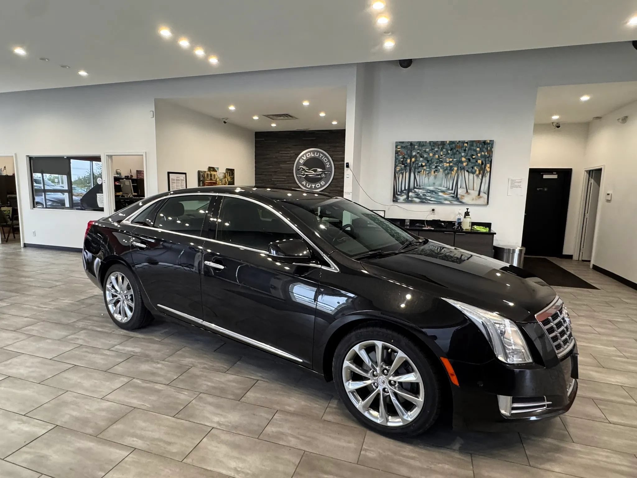 Used 2014 Cadillac XTS Luxury w/ Driver Awareness Package FWD image 3