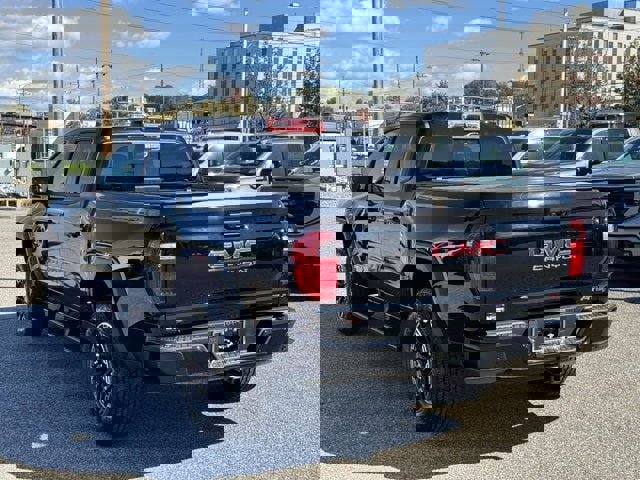 New 2026 GMC Canyon AT4 image 3