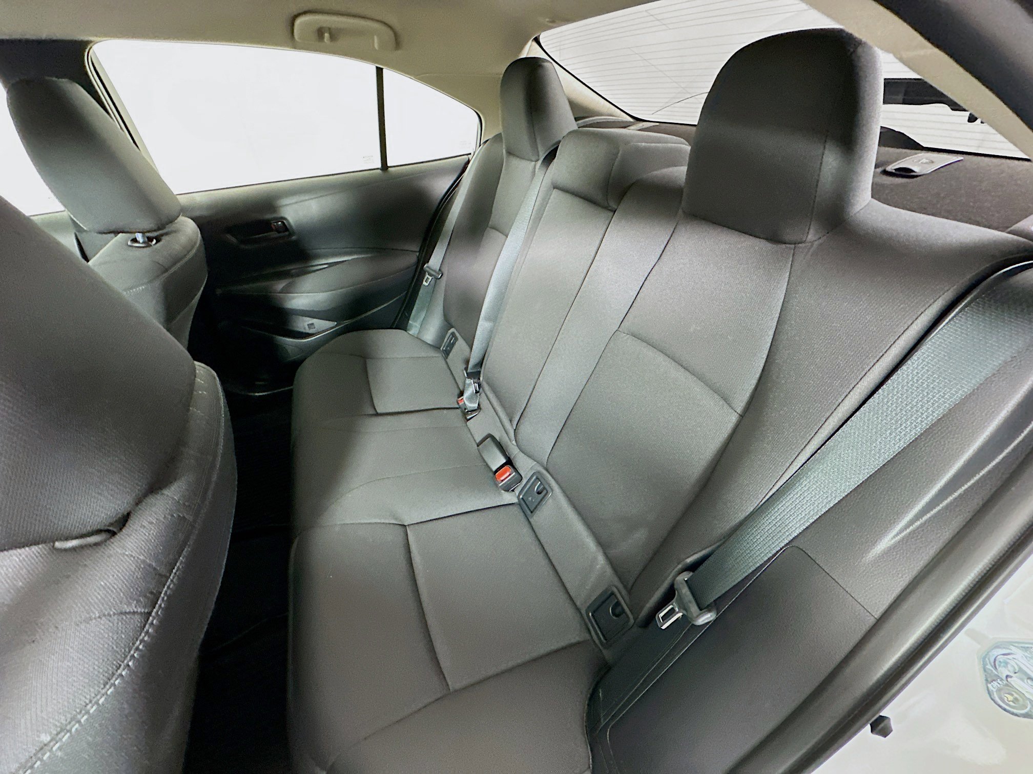 Used 2025 Toyota Corolla LE image 25