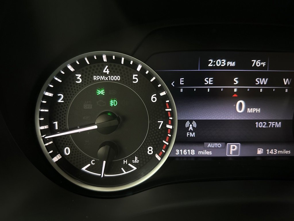 Used 2022 Nissan Armada SL w/ Captain's Chairs Package image 14