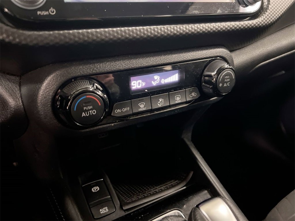 Used 2021 Nissan Kicks SV image 15