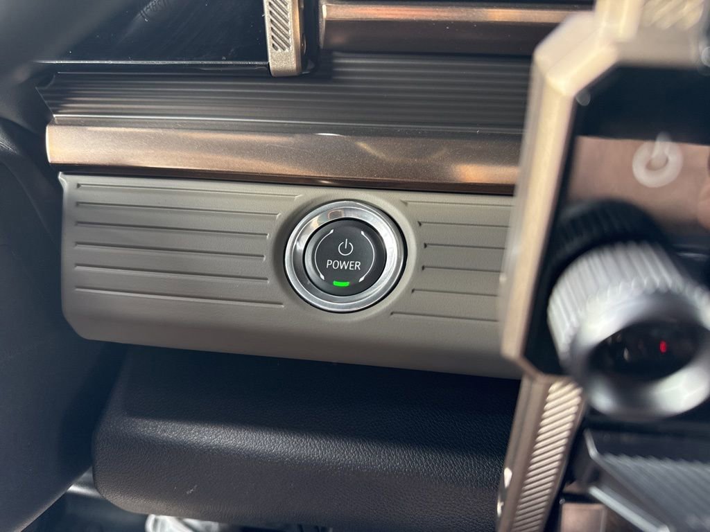 Used 2025 GMC Hummer EV 2X image 24