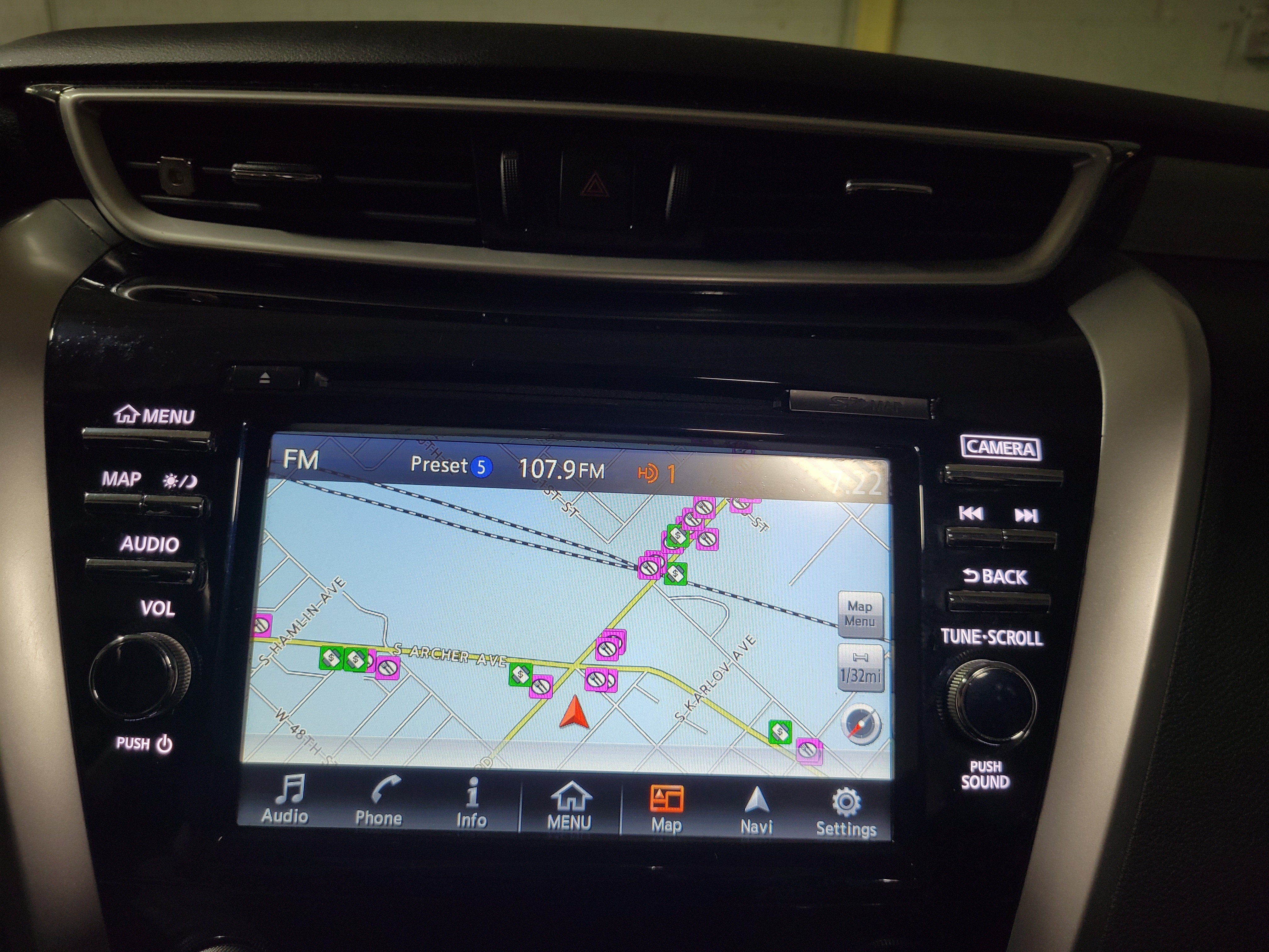 Used 2015 Nissan Murano Platinum w/ Platinum Technology Package FWD image 29