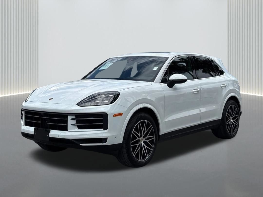 Used 2025 Porsche Cayenne AWD/4WD image 1